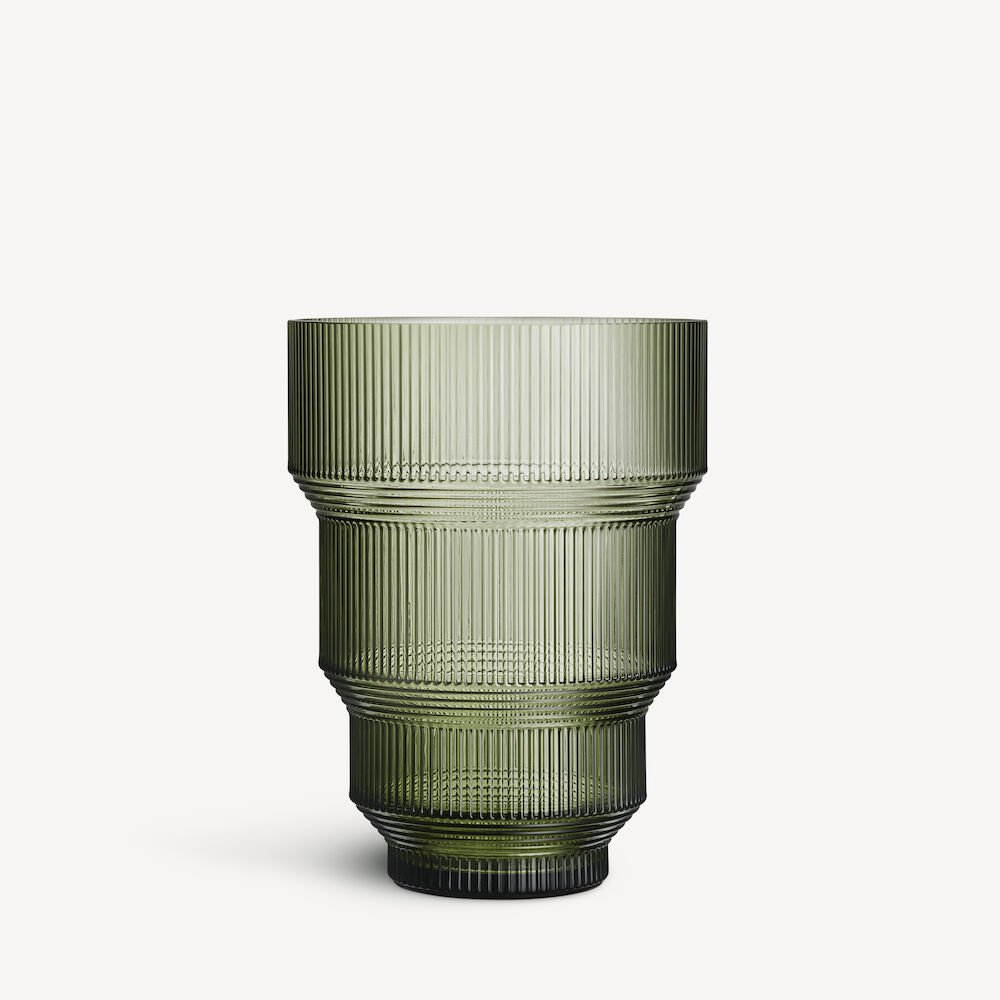 7042305_Pavilion_Vase_259mm_Green_Kosta_Boda_Front_Design_PRO_01_1x1