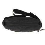 Crossbody-veske i R-PET med snøredetaljer - Bilde 7
