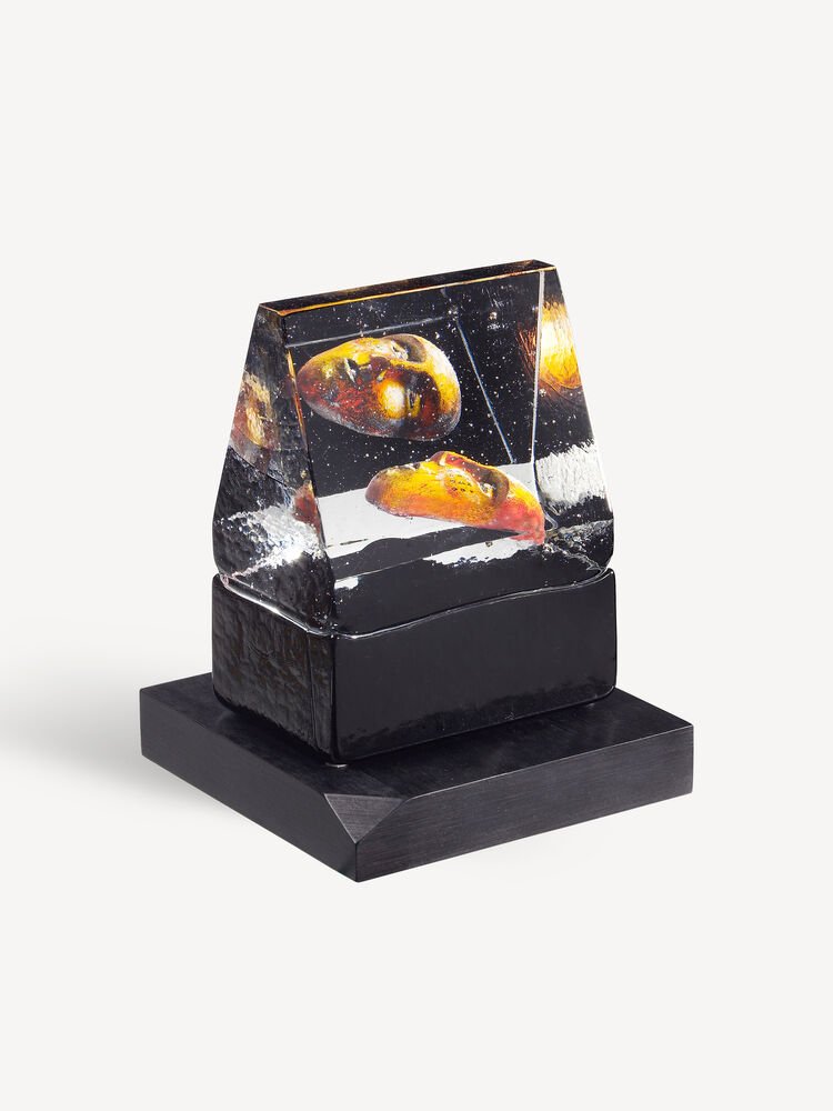 7090876-BV-BLACK-ELEMENTS-SCULPTURE-AC-HOUSE-OF-MISTERY_3X4 Black elements House of mystery BV AC-08 - Bilde 1